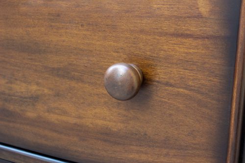 Dresser with Mirror - Bahama Shutterwood - knob detail - CF-1130_34-0158